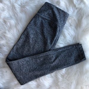 Aritzia TNA full length leggings